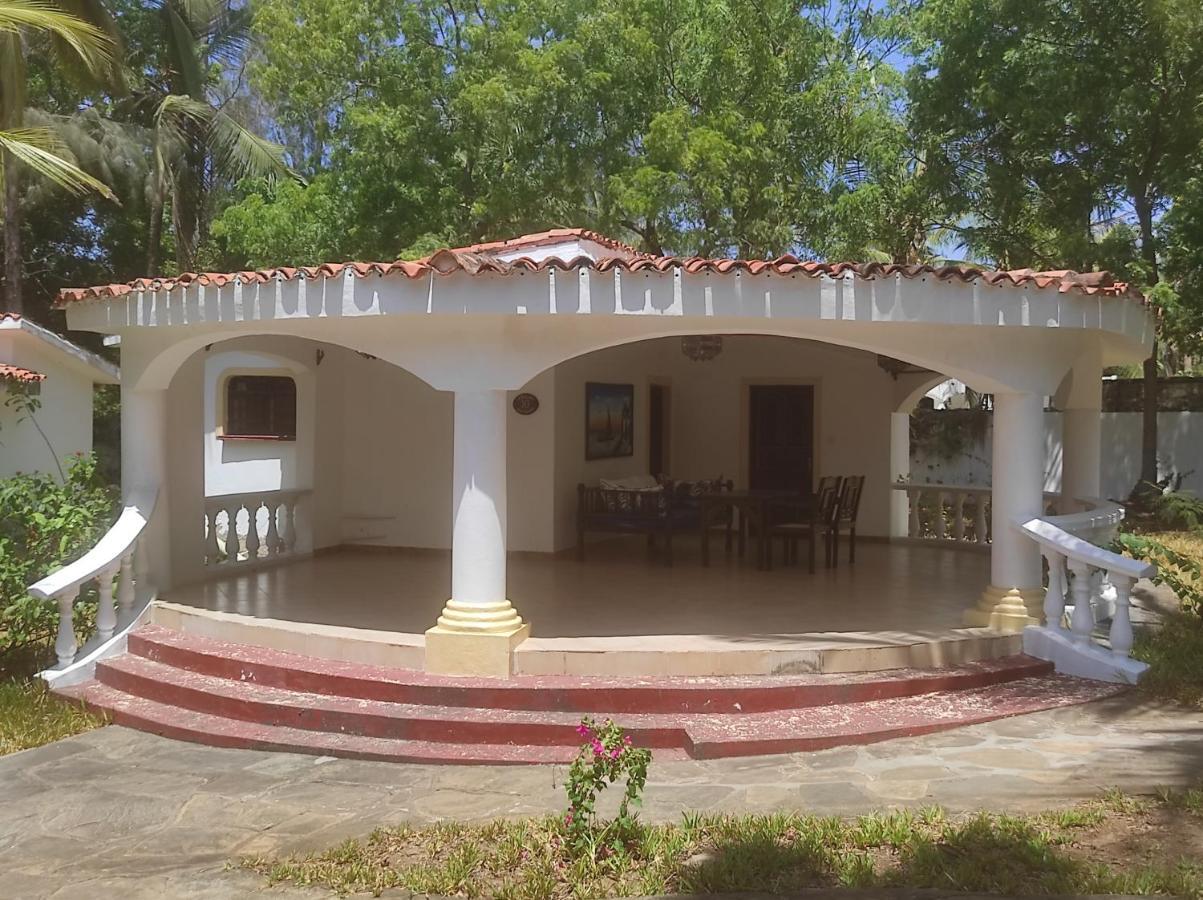 2Livu Villas Watamu Zewnętrze zdjęcie