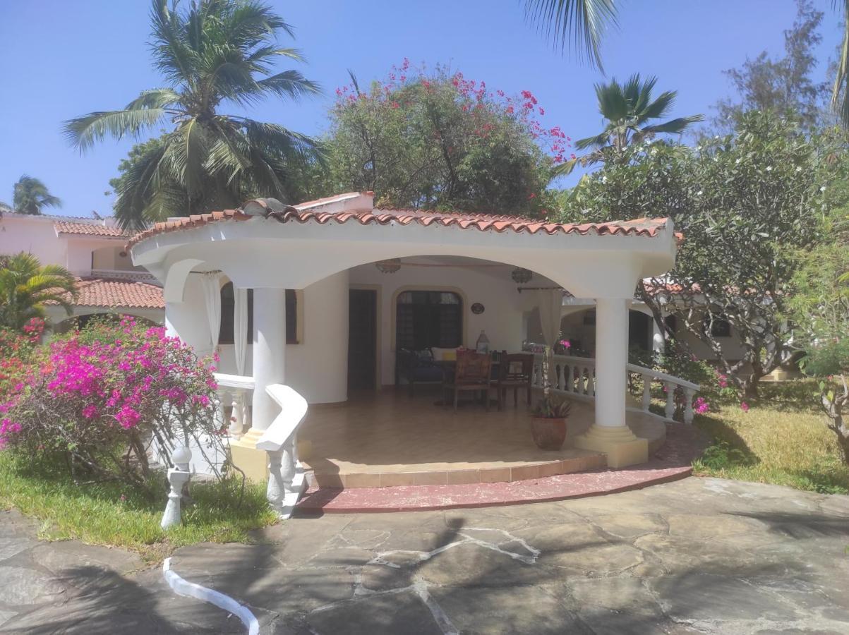 2Livu Villas Watamu Zewnętrze zdjęcie