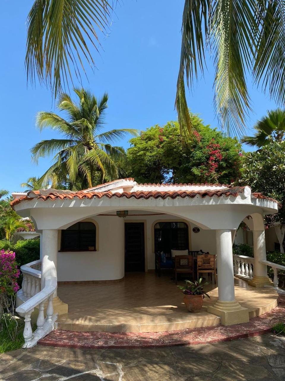 2Livu Villas Watamu Zewnętrze zdjęcie